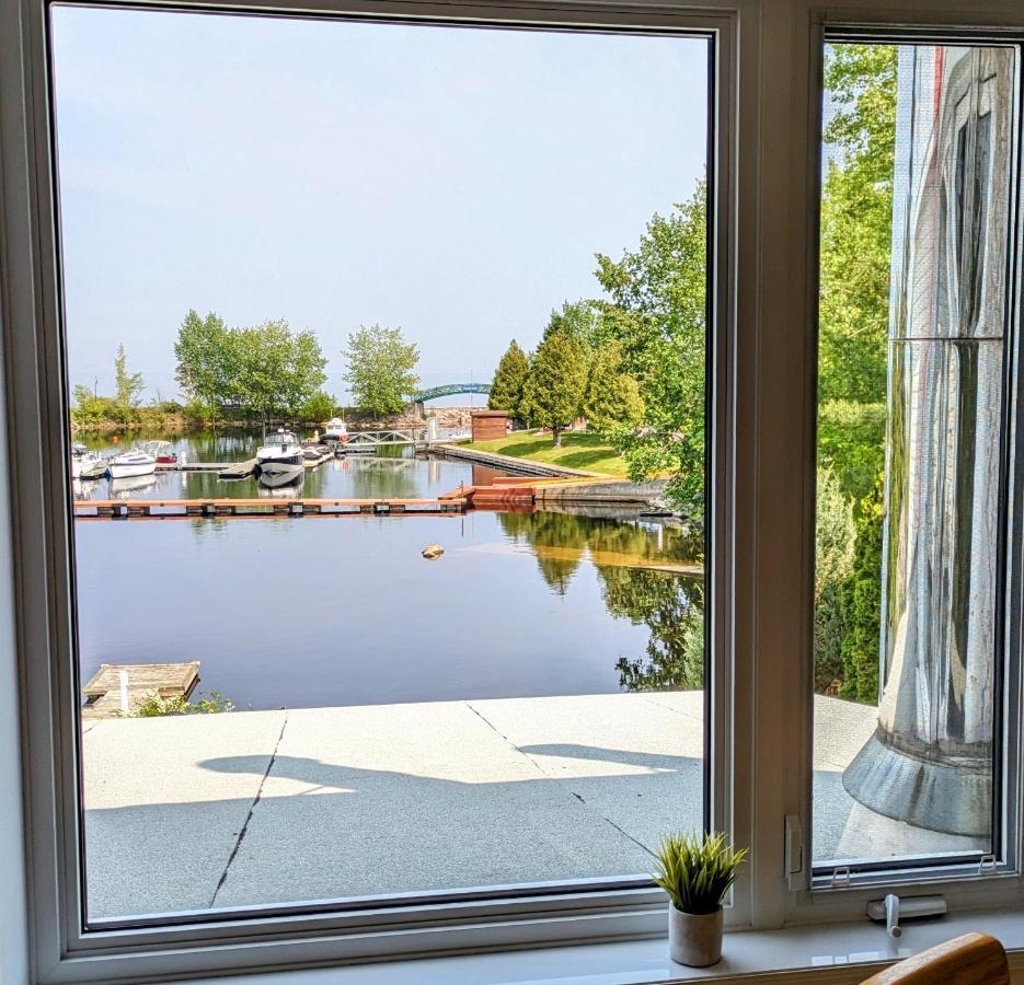 Appartement Le Cocon Du Rivage à Roberval Extérieur photo